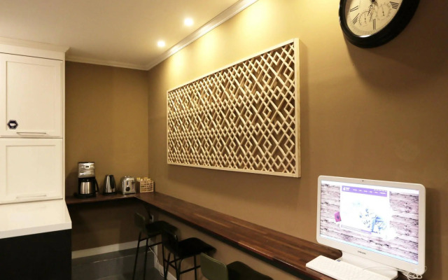 Blueboat Hostel Gyeongju