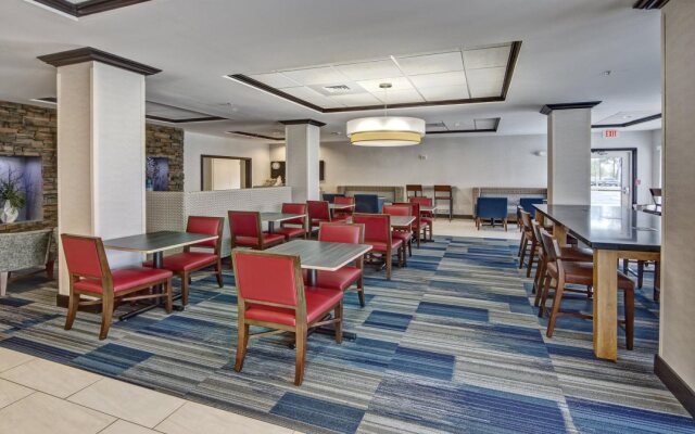 Holiday Inn Express Hotel & Suites Cookeville by IHG