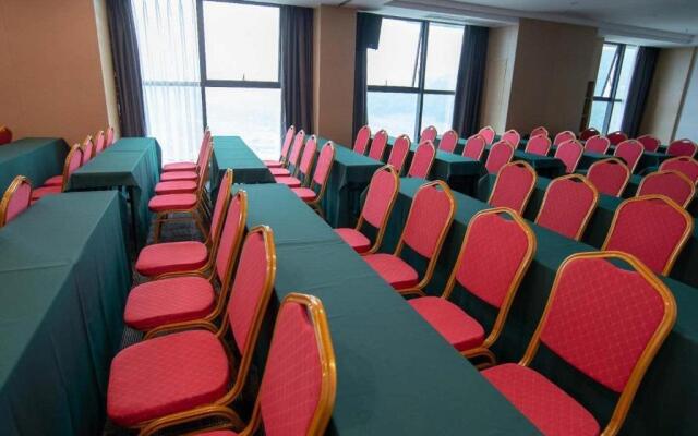 Lavande Hotel·Bazhong Fortune Center