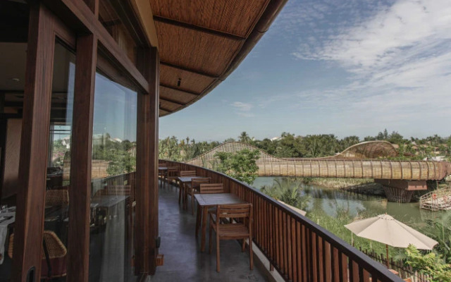 Namia River Retreat