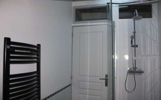 Chez Dyna - Apartments & B&B