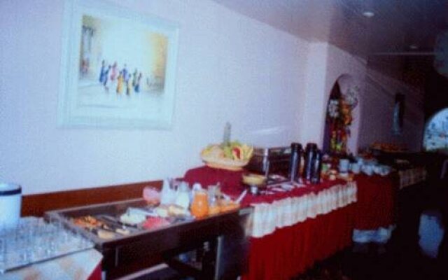 Apê no melhor de LagoaNova Por Carpediem