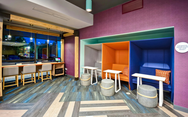 Tru by Hilton Sterling Heights Detroit