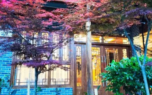 Zhangjiajie Wuling Spring Inn (72 Qilou Scenic Area)