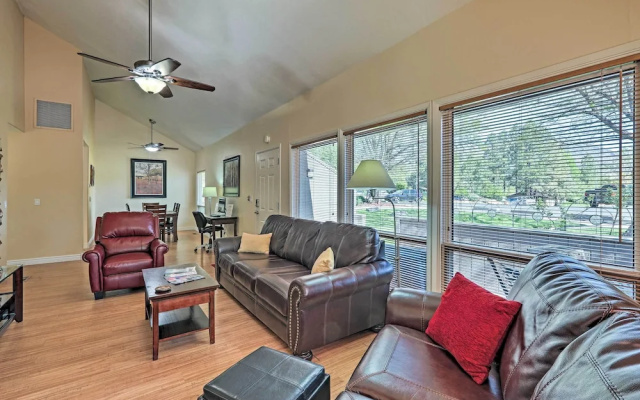 Flagstaff Townhome w/ Deck: Easy Access Downtown!