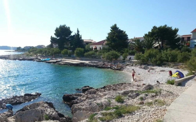 Fran - Only 150m From Beach - A2