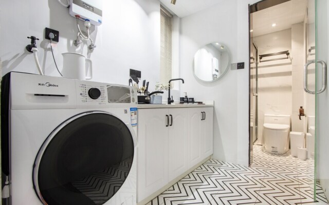 Zhigao West Lake Apartment Huansha