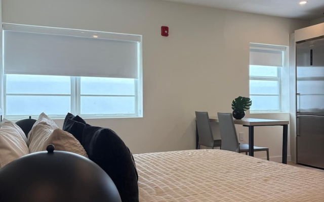 101 Wave Miami Beach