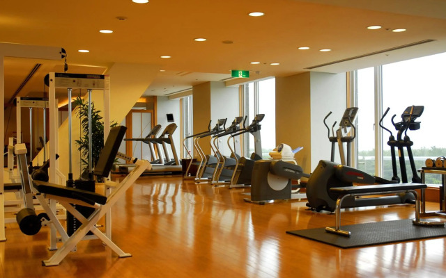 Phoenix Seagaia Ocean Tower