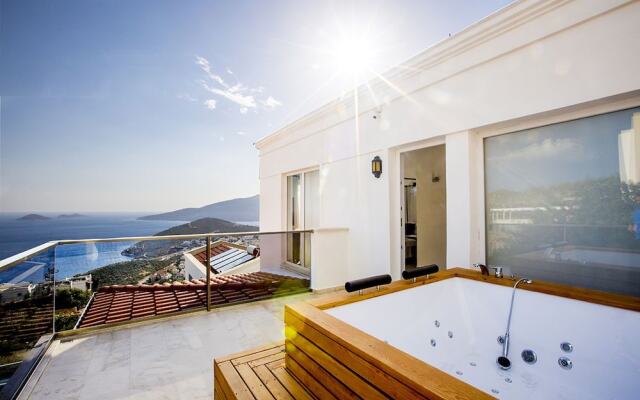 Villa Venus by Akdenizvillam