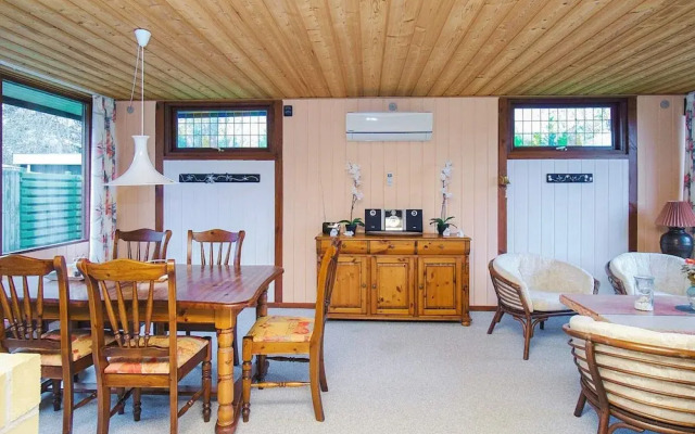 6 Person Holiday Home in Store Fuglede-by Traum