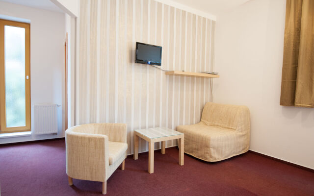 Hotel Garni Pod Skalkou