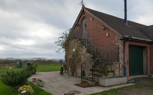 Lyde Cross Coach House