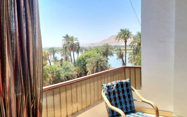 Abo Hisham Nile Flat