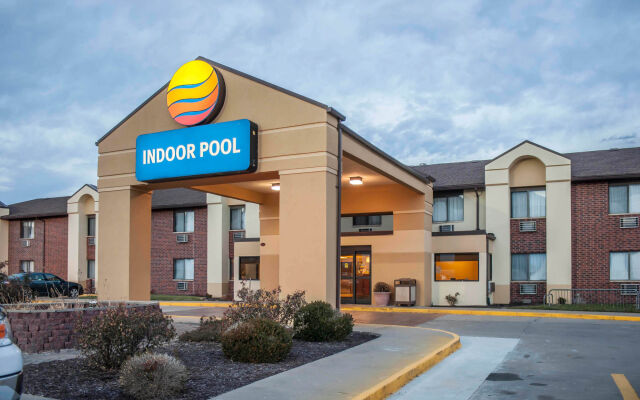 Quality Inn & Suites Boonville - Columbia