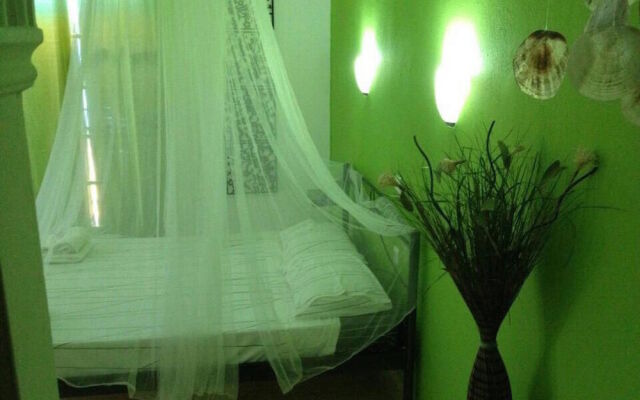 Thomas Art Hotel
