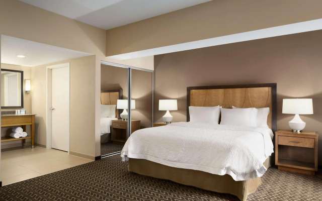 Hampton Inn & Suites Clayton/St. Louis-Galleria Area