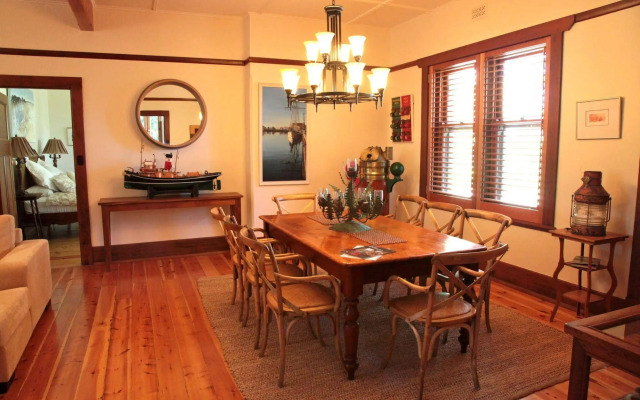 Boathouse - Birks River Retreat - Birks Harbour