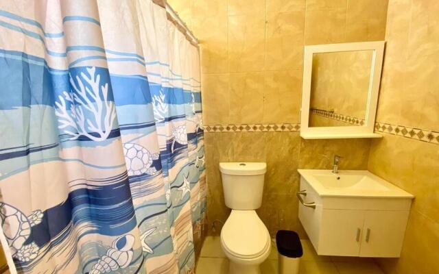 Centric 3B/1Bath near trendy Loiza Street