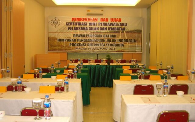 Dragon Inn Kendari