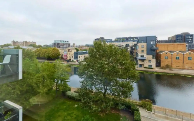 The Graham Park Hideout - Breathtaking 2bdr Flat With Balcony