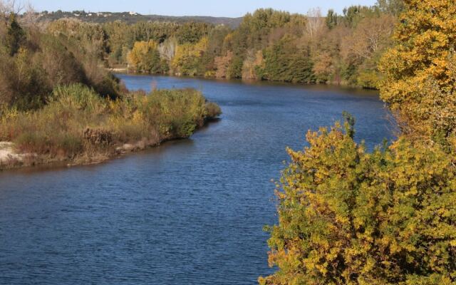 Scenic Villa With View of the Gardon River