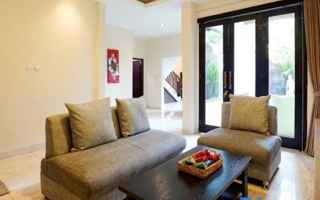 3-BR Villa with Pool, West Sanur – Casa Del Lago — 3-star hotel in Denpasar