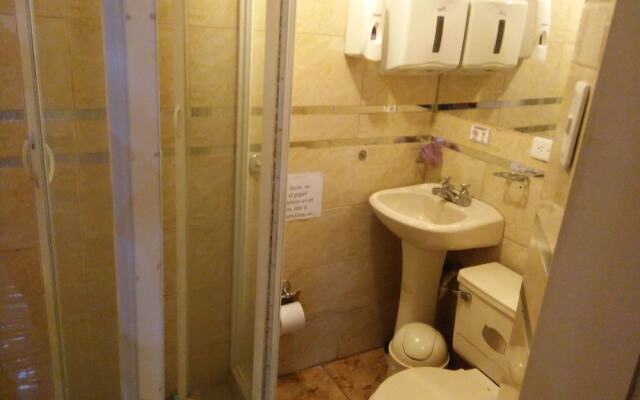 Krishna Hostal - Hostel