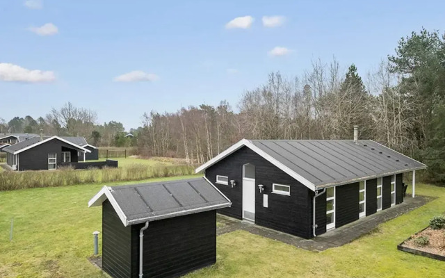 4 Star Holiday Home in Hals