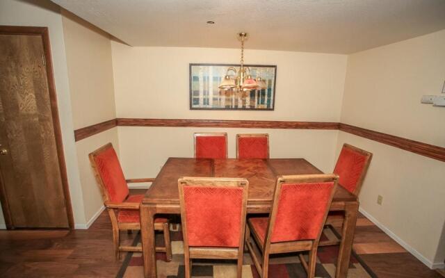 Summit X-ross Roads Condo