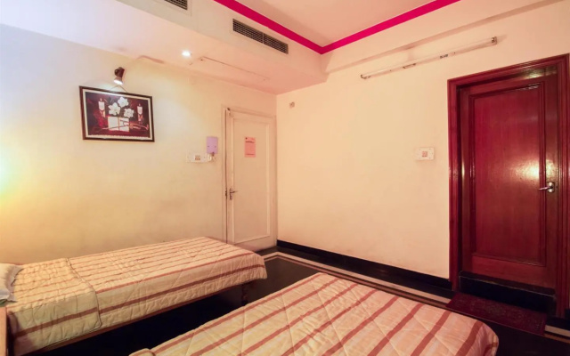 OYO 1298 Hotel Kohinoor – Guest Rooms – Jaipur