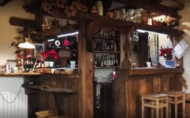 Lavese' Ostello con Ristoro