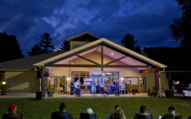 Foxhunt at Sapphire Valley