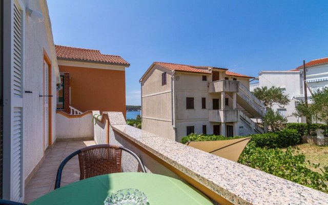 Apartments Andeo - 80m from beach