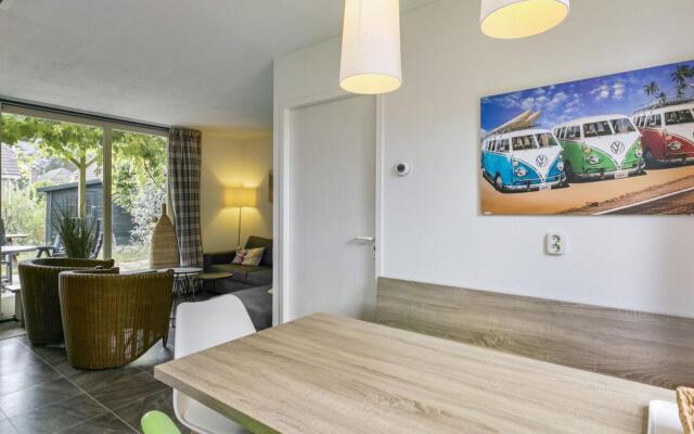 Pleasant Holiday Home in Ouddorp With Garden