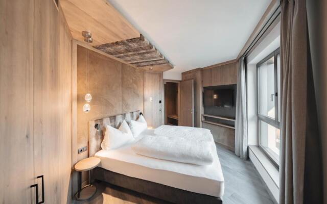 Kronhotel Leitgam luxury hotel for two