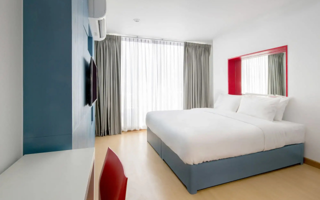 128 Room And Massage