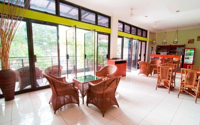 Jawa 22 Hotel and Residence