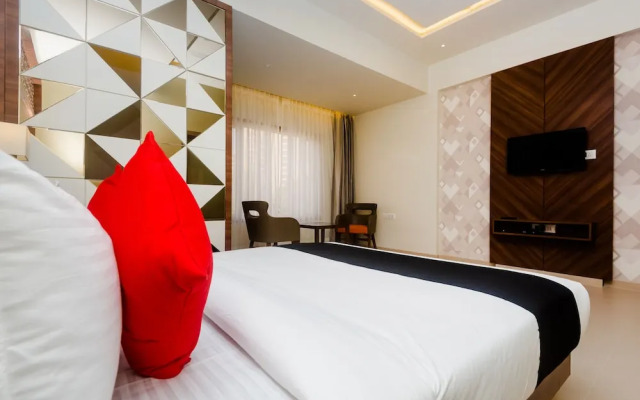 Capital O 28004 Hotel Mathoshree