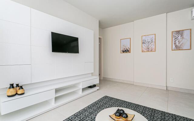 Novo e moderno em localização privilegiada #CA41