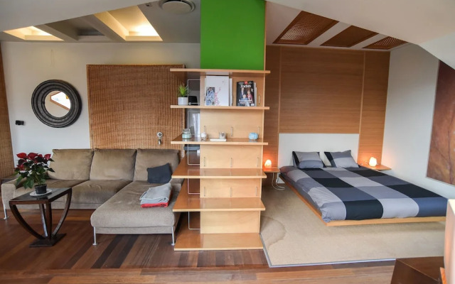 Pelicanstay Montaigne Apartments