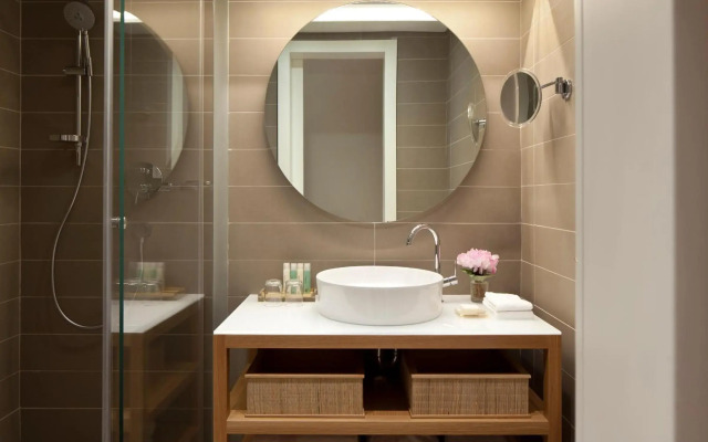 Mendeli Street Hotel By Prima Hotels - 16 years old plus