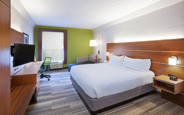 Holiday Inn Express & Suites Houston - Memorial Park Area, an IHG Hotel