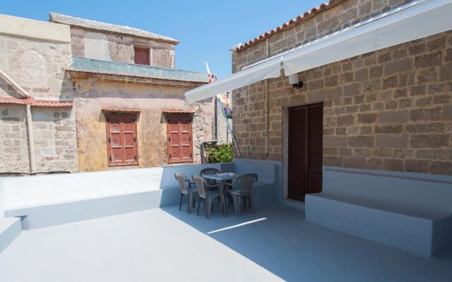 Stavros Pension