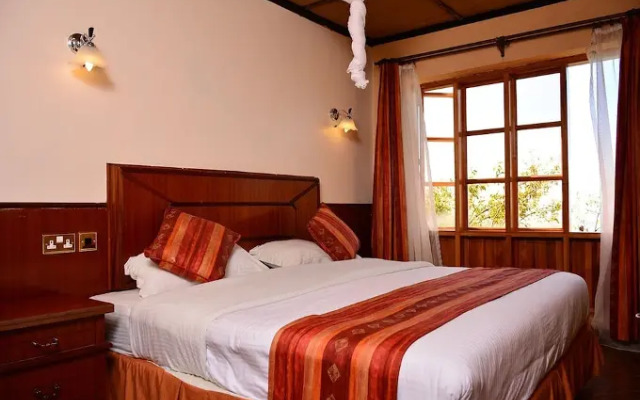 Mara Sun Lodge