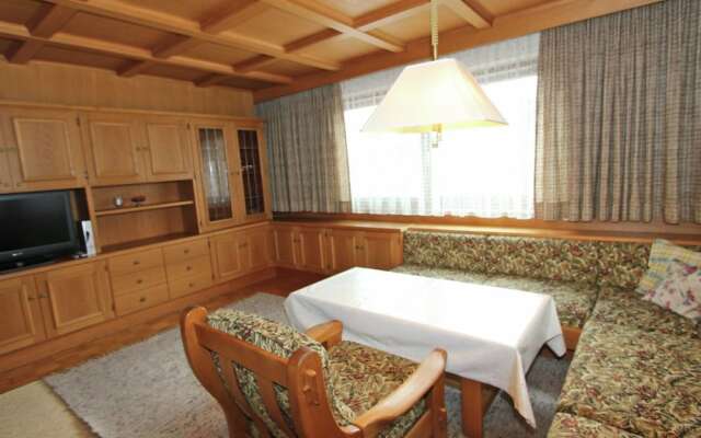 Peaceful Mansion in Inzing With Balcony, Garden,bbq, Heating