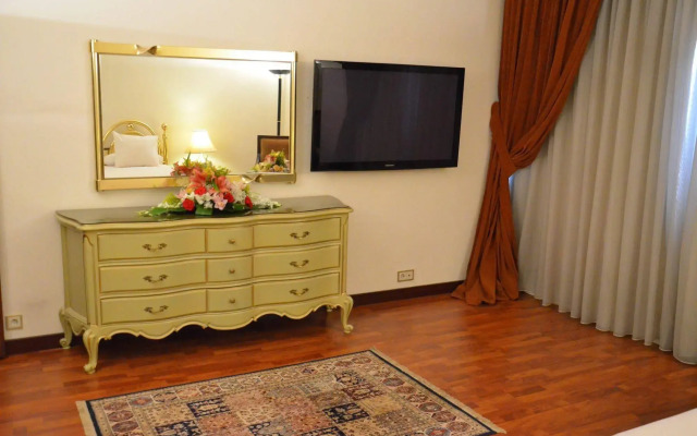 Saladin Hotel