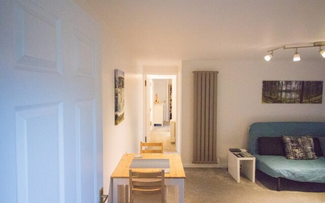 Beautiful & Private Apartment Seconds From Beach