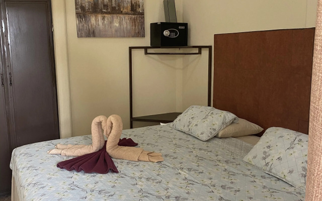 Gallina E Palo Beachfront Hotel