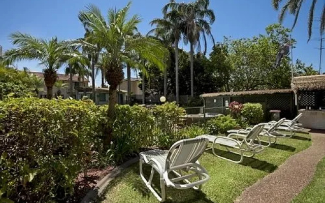 Allamanda Apartments